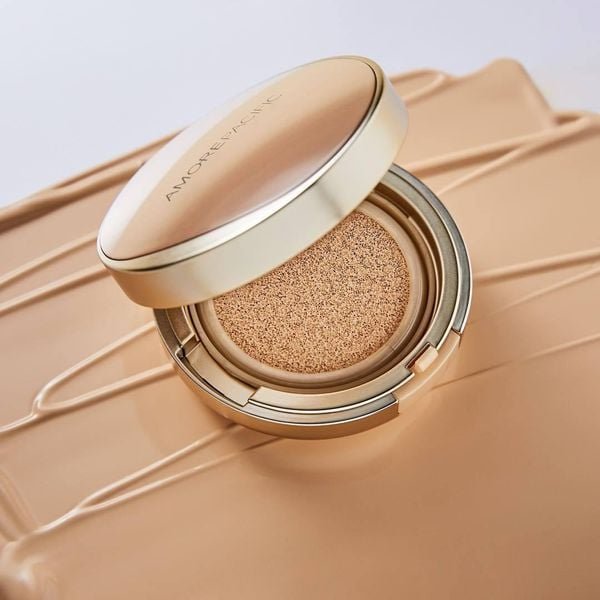 Phấn Nước Bột Kim Cương Amore Pacific Time Response Complete Cushion - Image 2